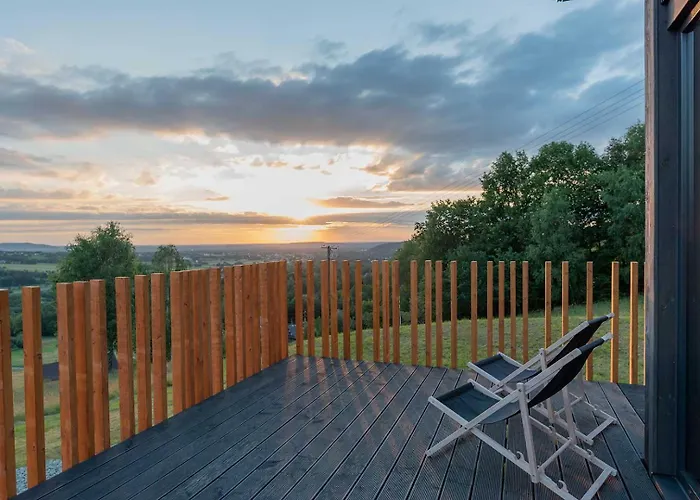 Zimna Woda 50 펜션 *