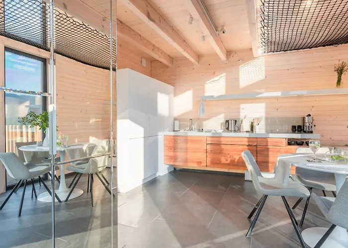 Zimna Woda 50 펜션 브렌나